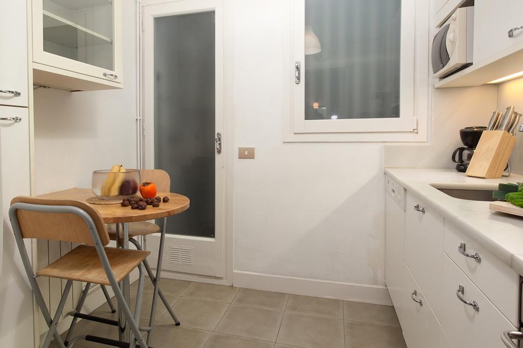 Letsgo Camp Nou Apartment Barcelona Room photo