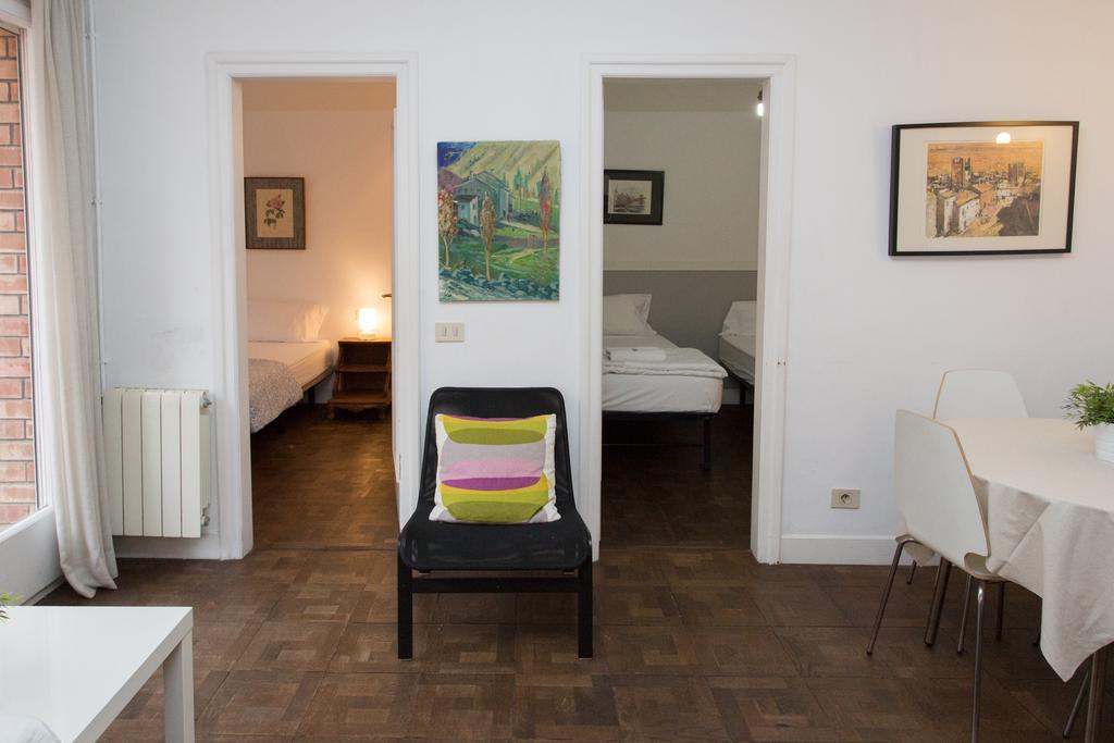 Letsgo Camp Nou Apartment Barcelona Exterior photo